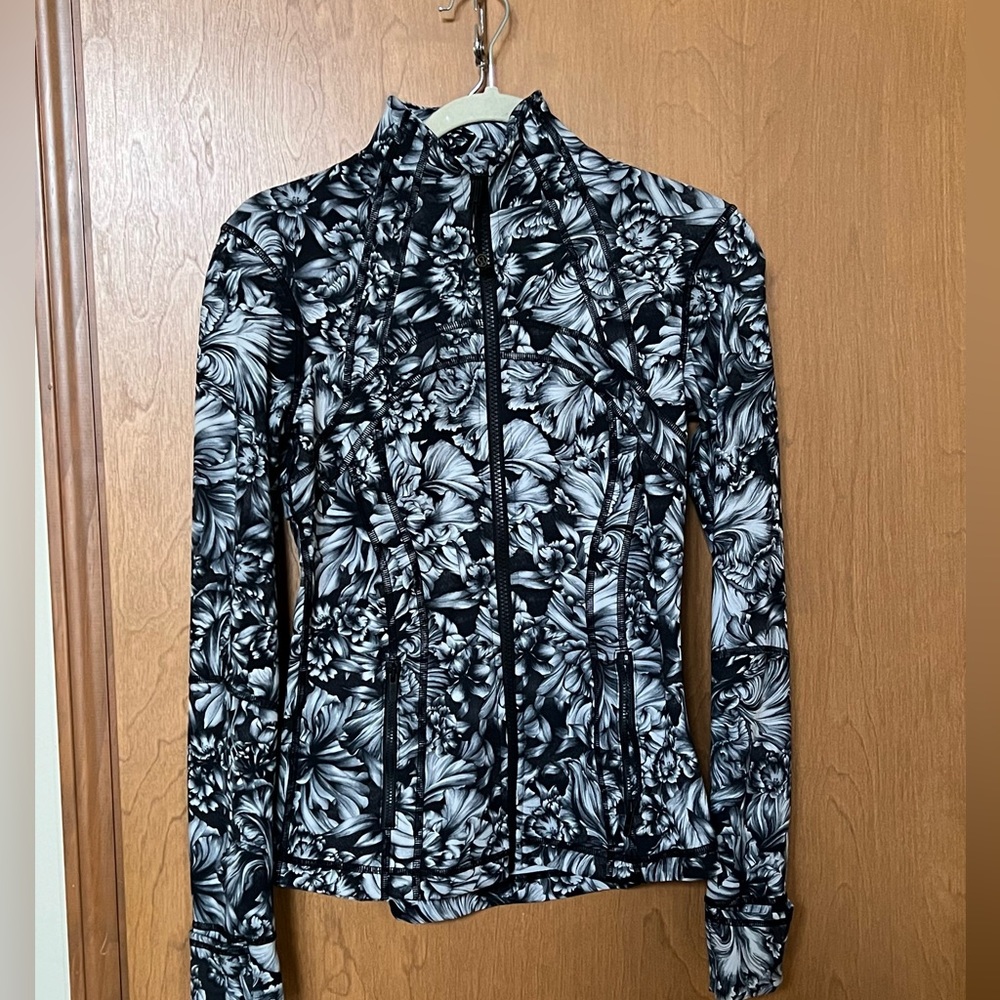 Lululemon Define Jacket - Full-On Luxtreme